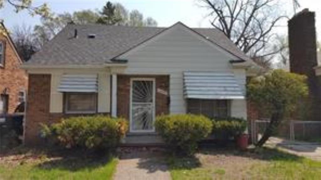 18484 Warwick St - Photo 1