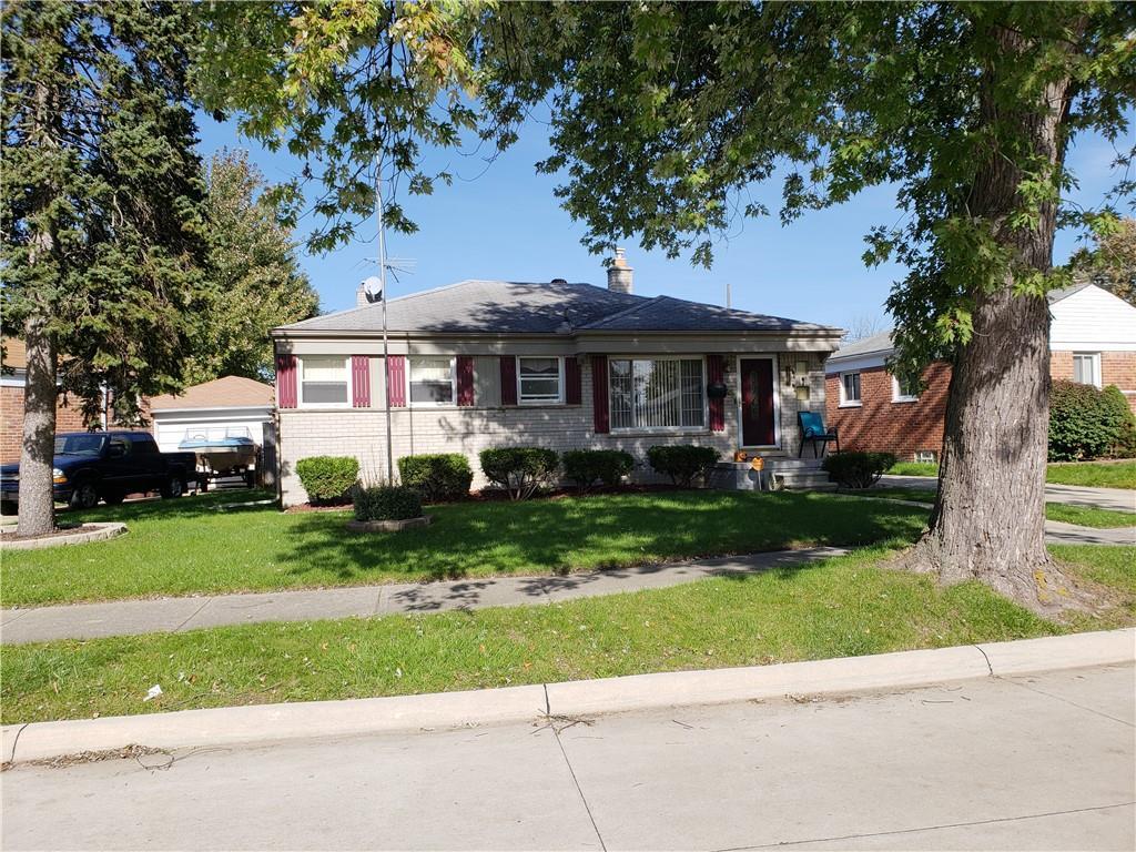 4315 Adams Cir - Photo 1