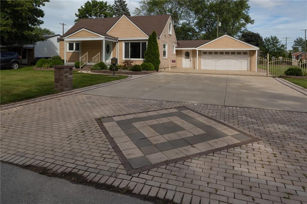 15816 Lenore - Photo 1