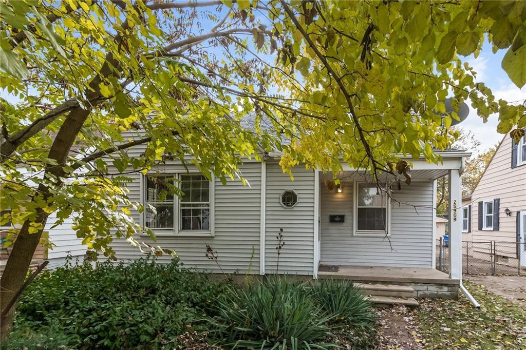 25909 Mcdonald St - Photo 1