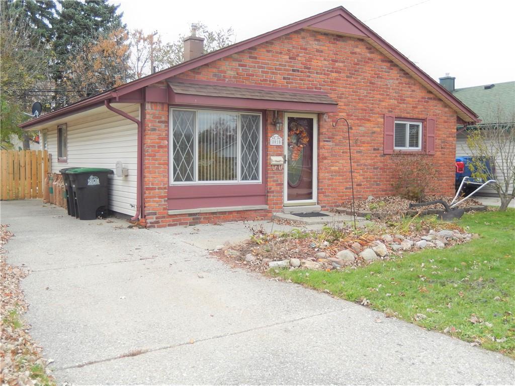 8010 Monroe Blvd - Photo 1