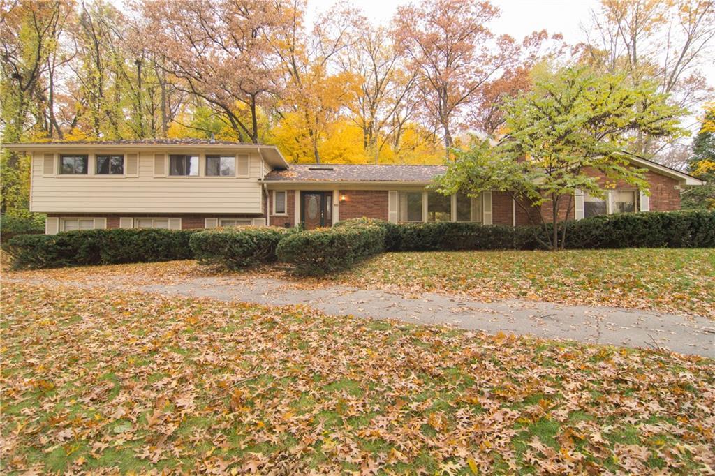 4882 Malibu Dr - Photo 1