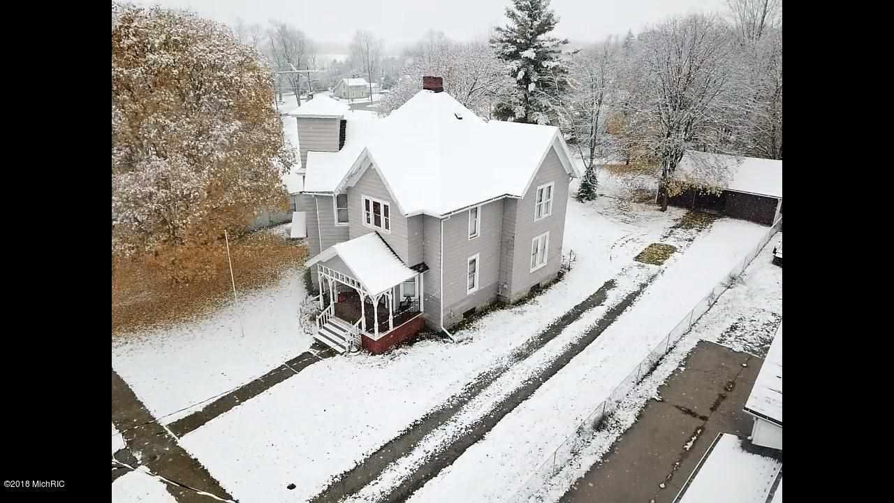 134 Main St - Photo 1