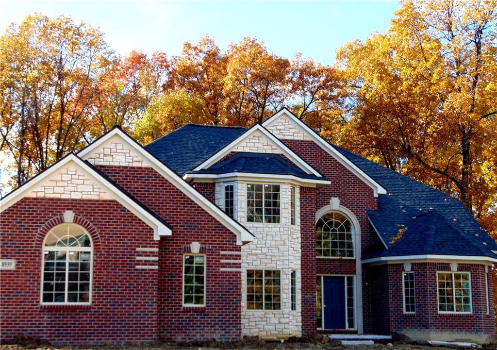 8939 Hunters Creek Dr - Photo 1