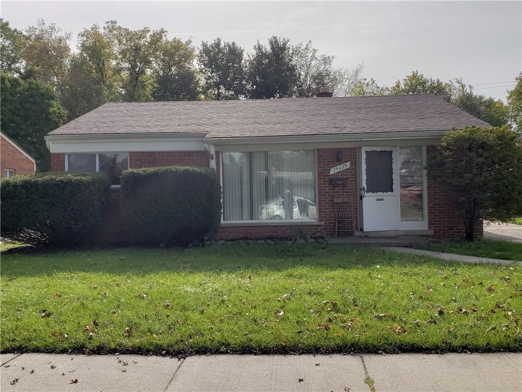 25029 Hanover St - Photo 1