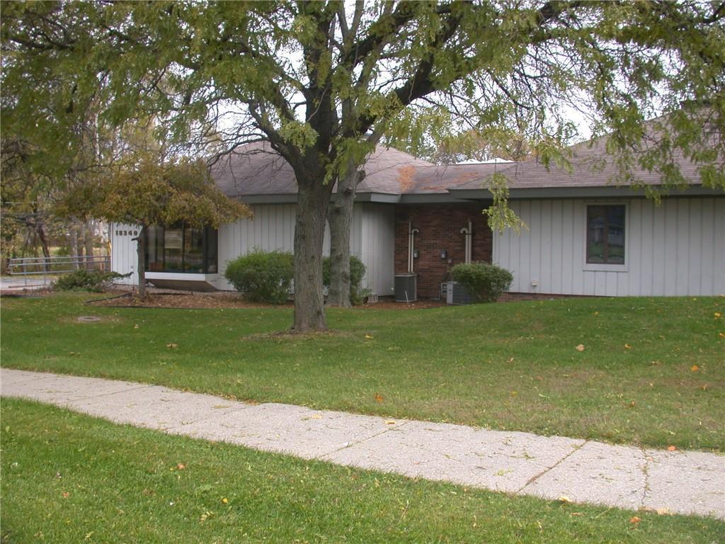 18340 Middlebelt Rd - Photo 1