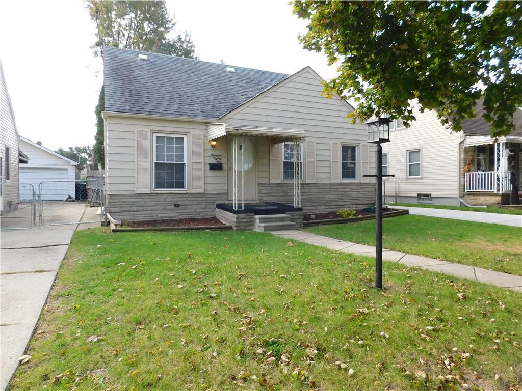 1989 Gregory Ave - Photo 1