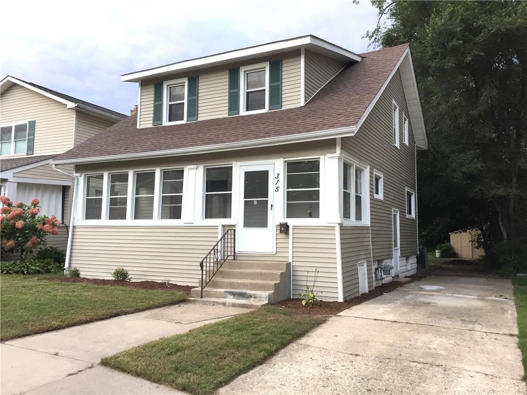 315 Pingree Blvd - Photo 1