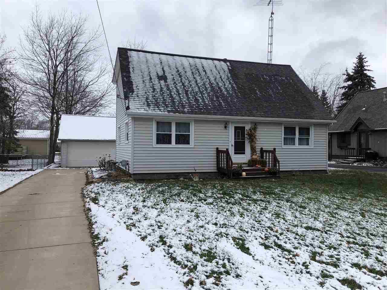 678 Williams Ct - Photo 1