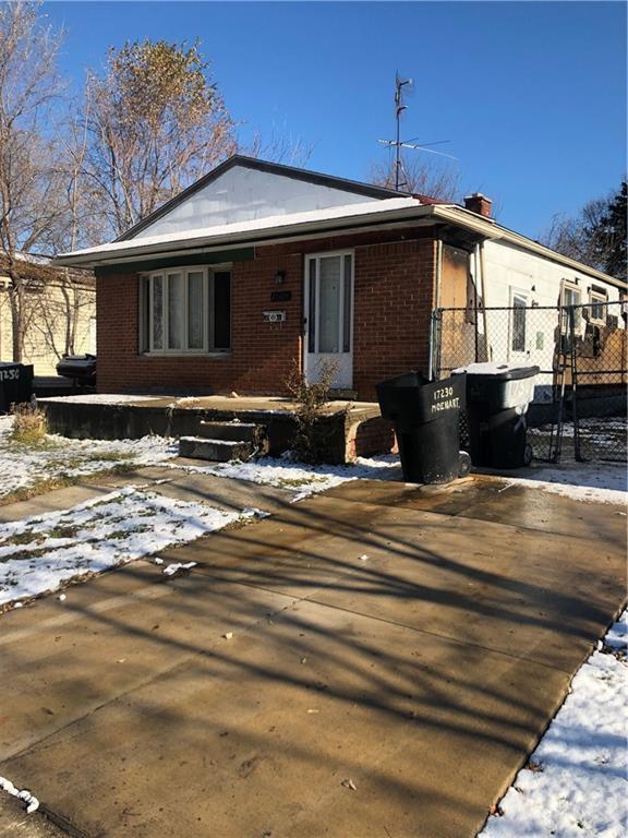 17304 Moenart St - Photo 1