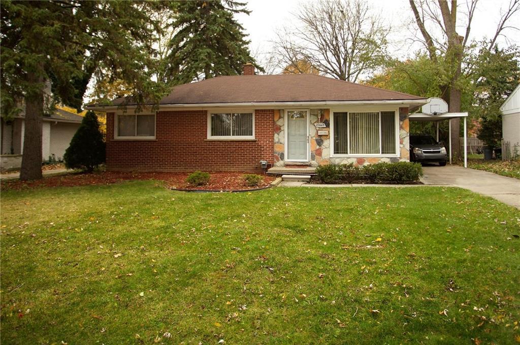 27445 Lexington Pkwy - Photo 1