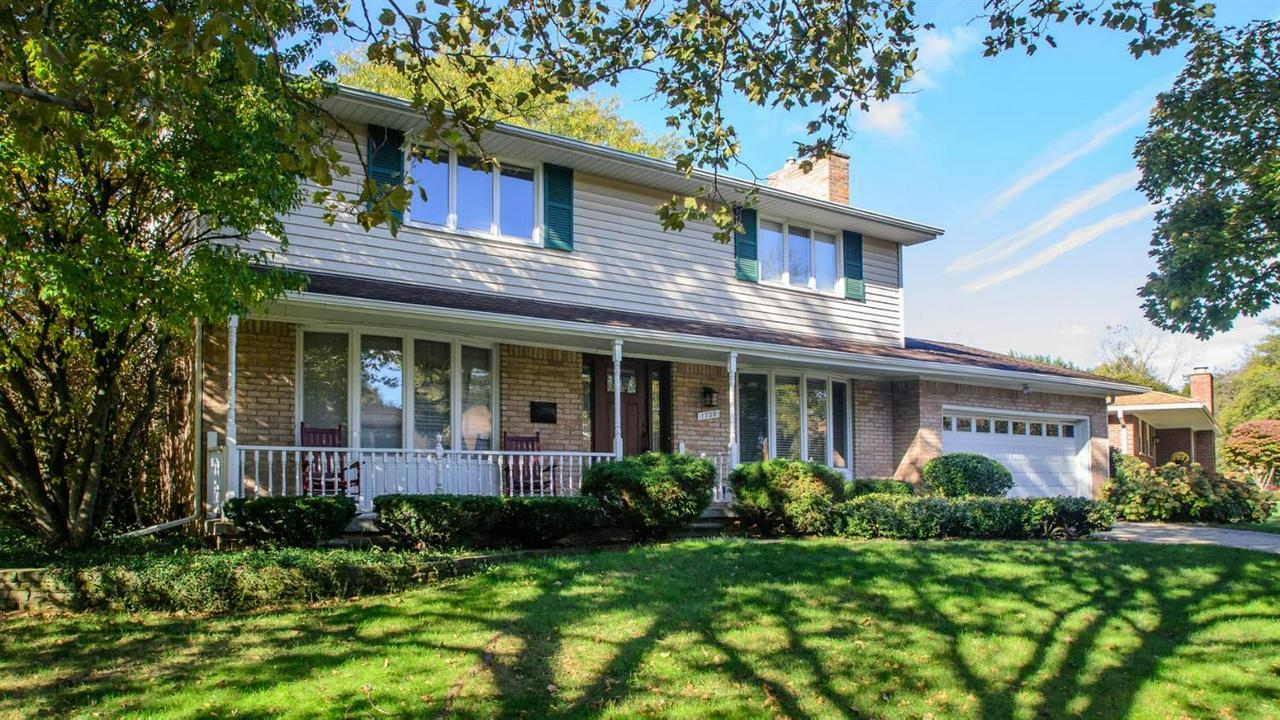 1730 Waltham Dr - Photo 1