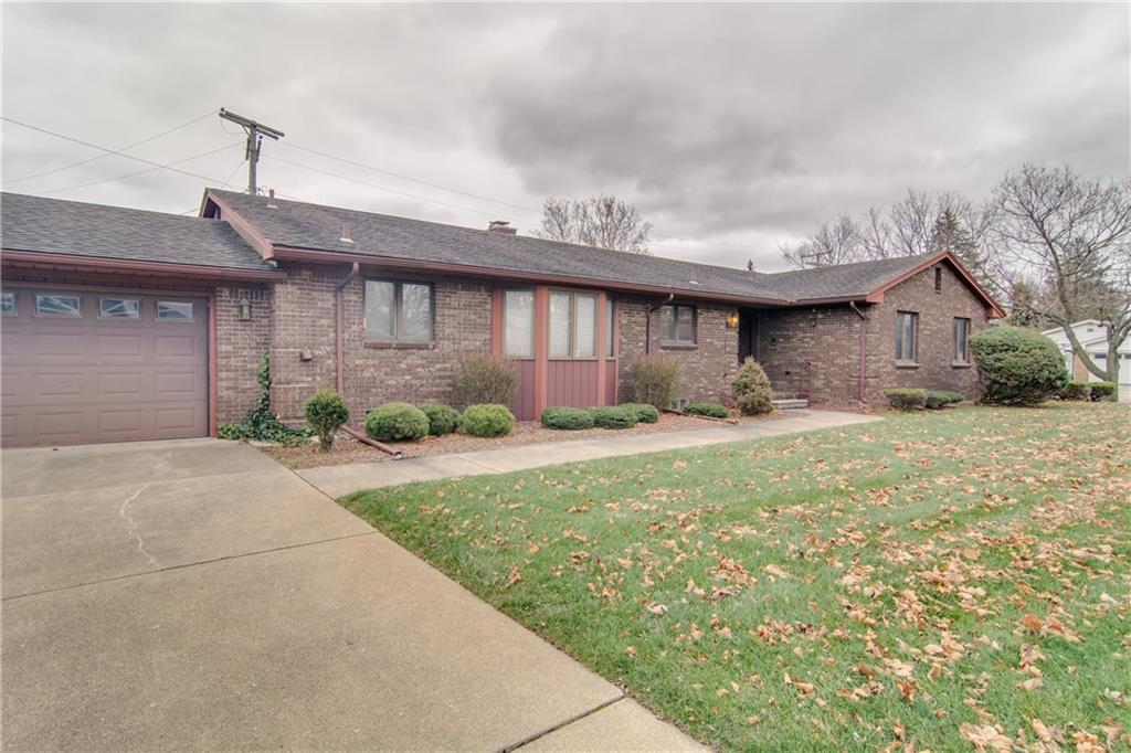 25673 Graceland Cir - Photo 1