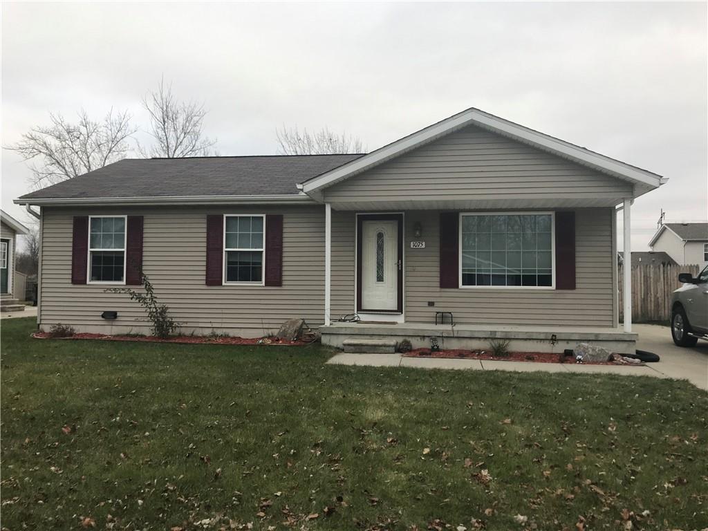 1075 April Ln - Photo 1