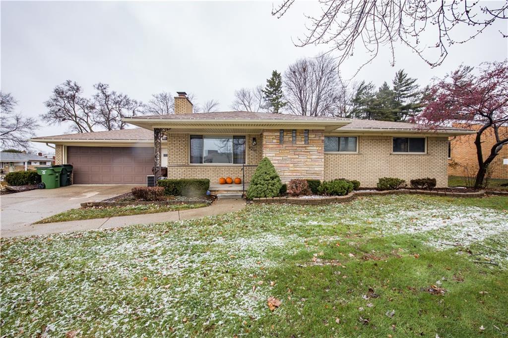8215 23 MILE RD - Photo 1