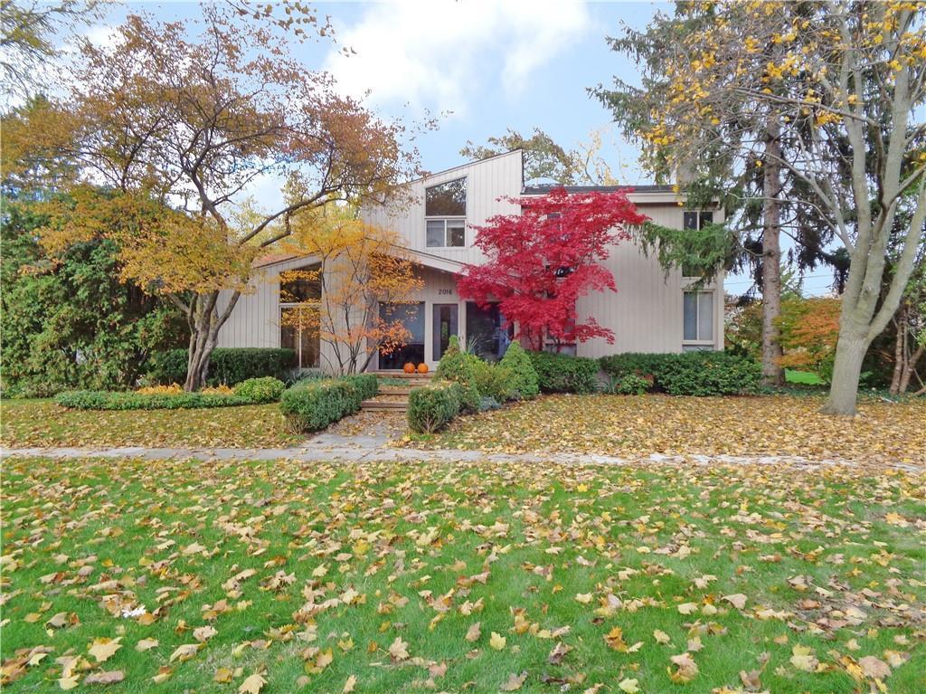 2016 Lloyd Ave - Photo 1