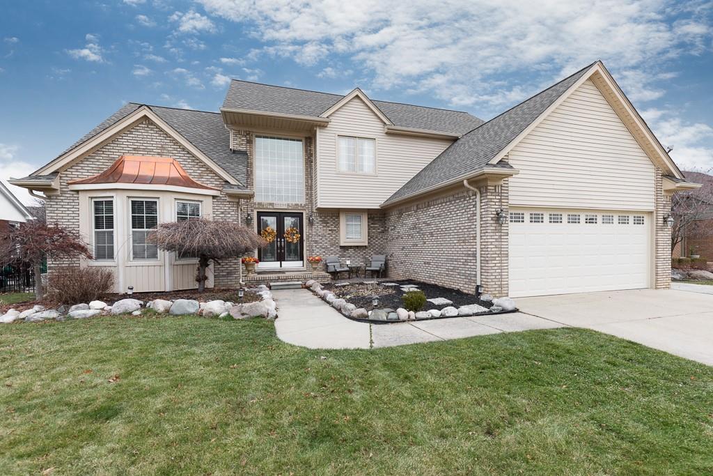 20299 Windemere Dr - Photo 1