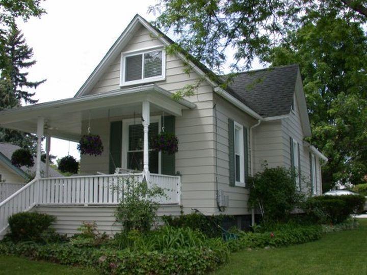 261 Mill St - Photo 1
