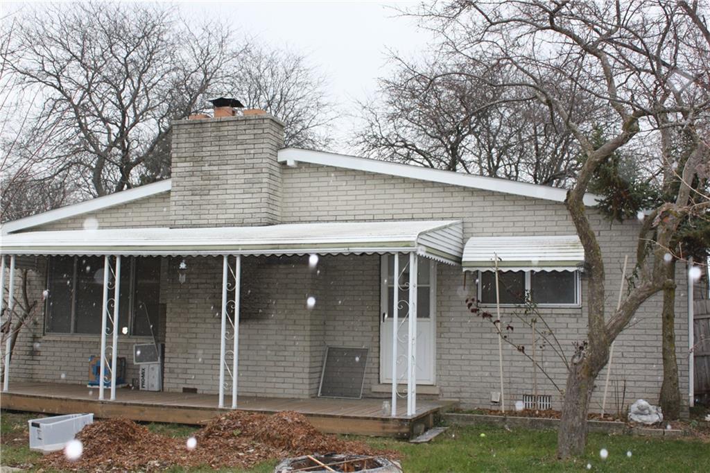 32325 Oakview Dr - Photo 1