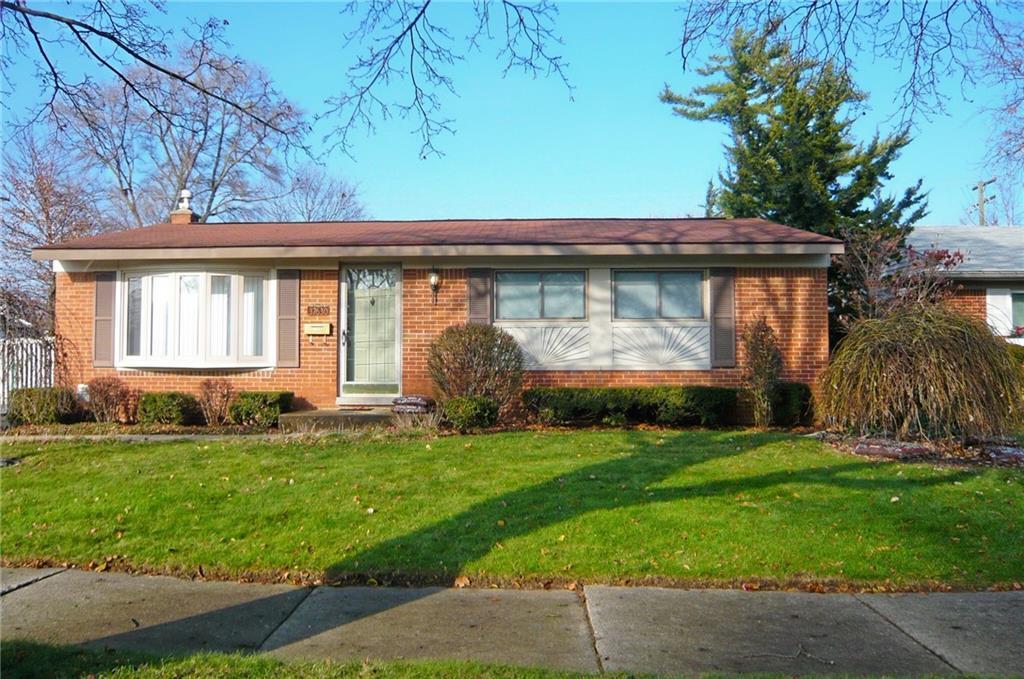 37630 Howell St - Photo 1