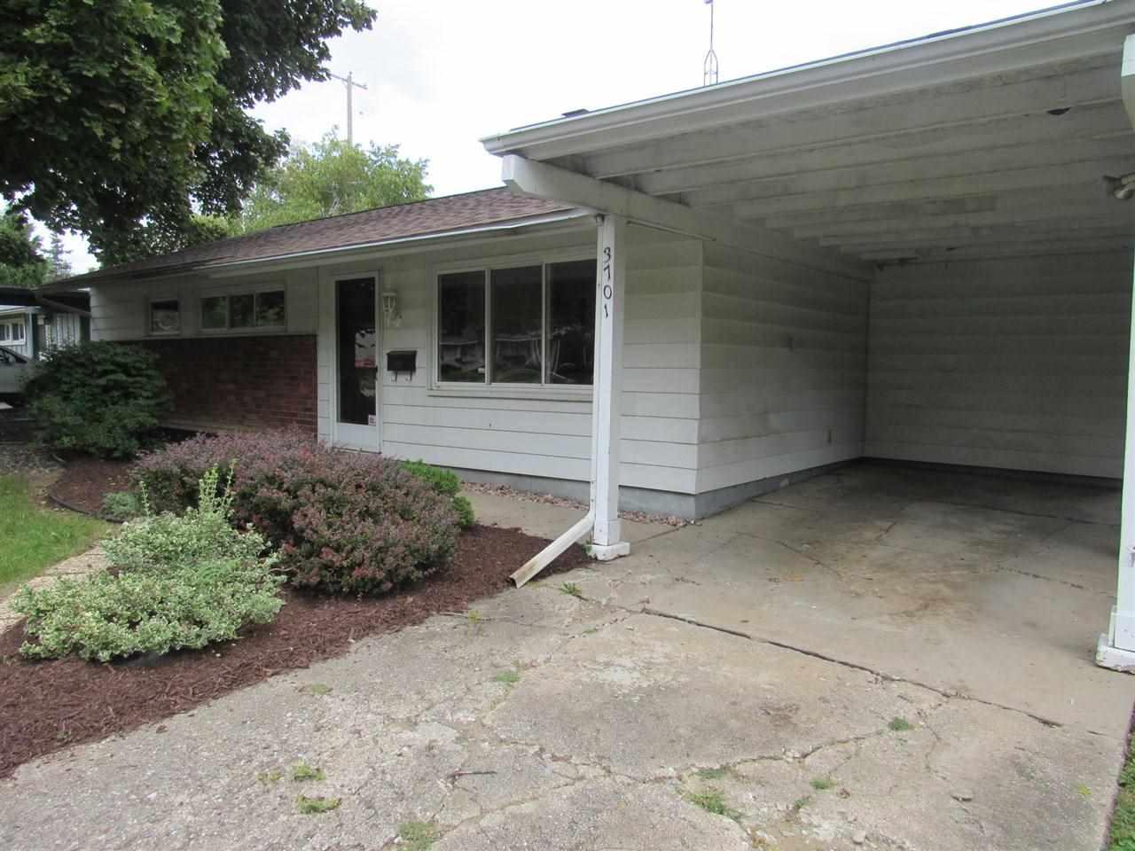 3701 Briarwood - Photo 1