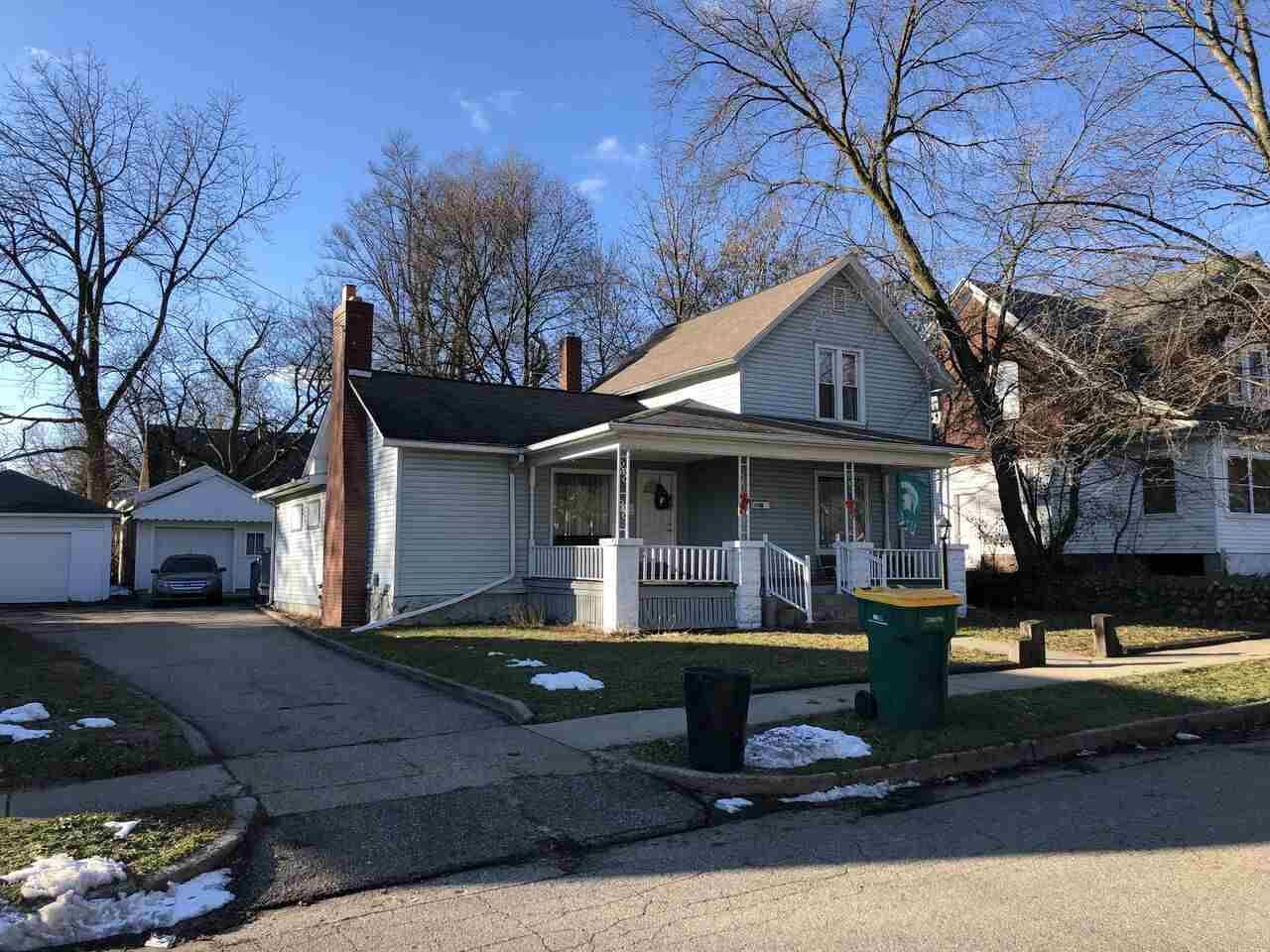 193 Wabash Ave - Photo 1