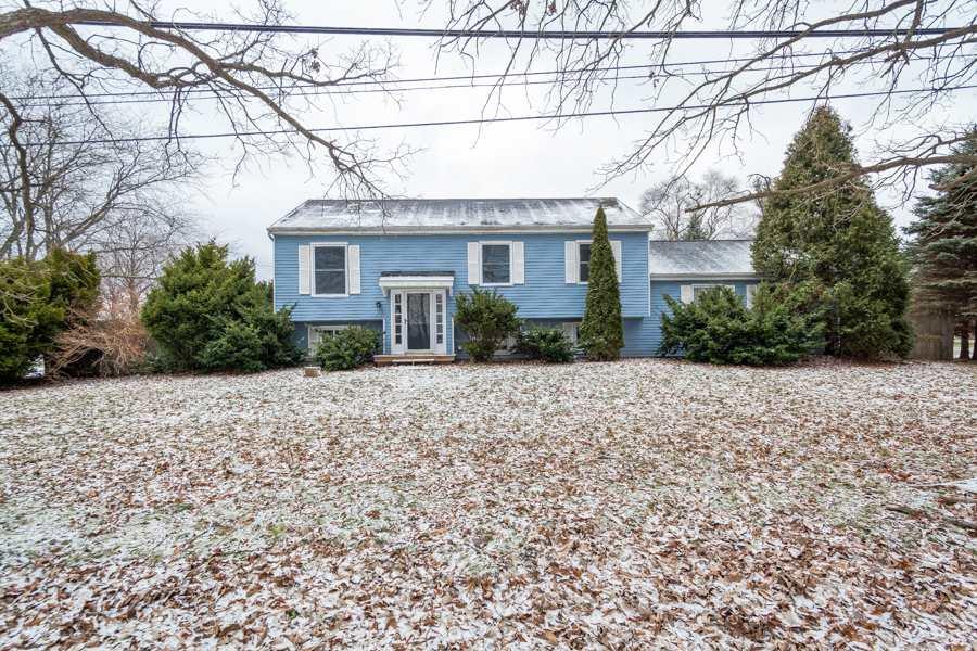 551 Michigan Ave - Photo 1