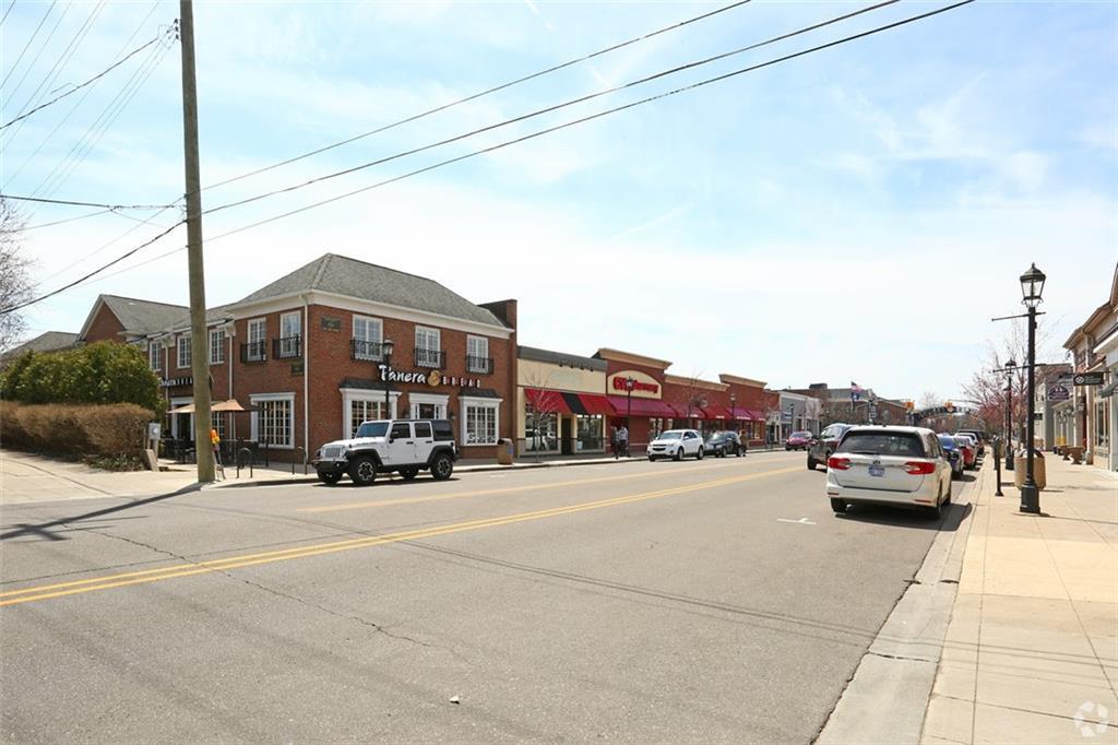 17150 Kercheval Ave - Photo 1