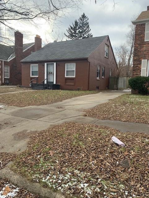 19153 Washburn St St - Photo 1