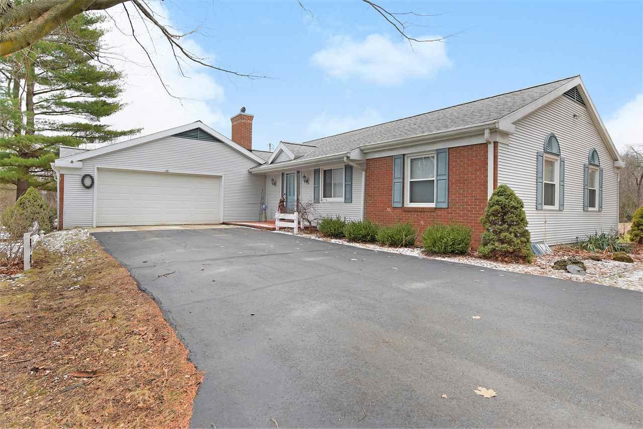 4495 Farwell Lake Rd - Photo 1