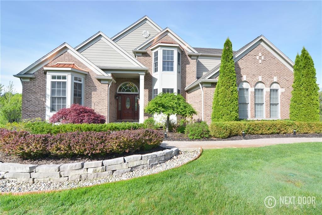 9042 Ridgefield Dr - Photo 1