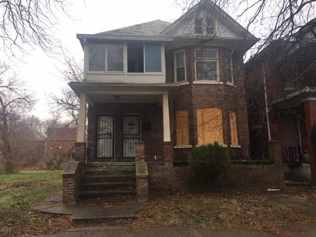 520 Englewood St - Photo 1