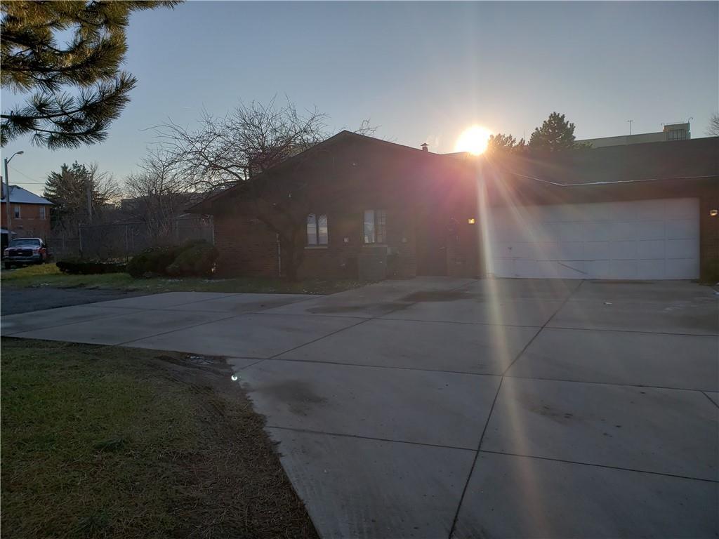 4535 Chrysler Dr - Photo 1