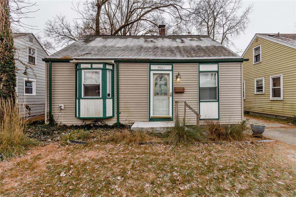 24611 Stanford St - Photo 1