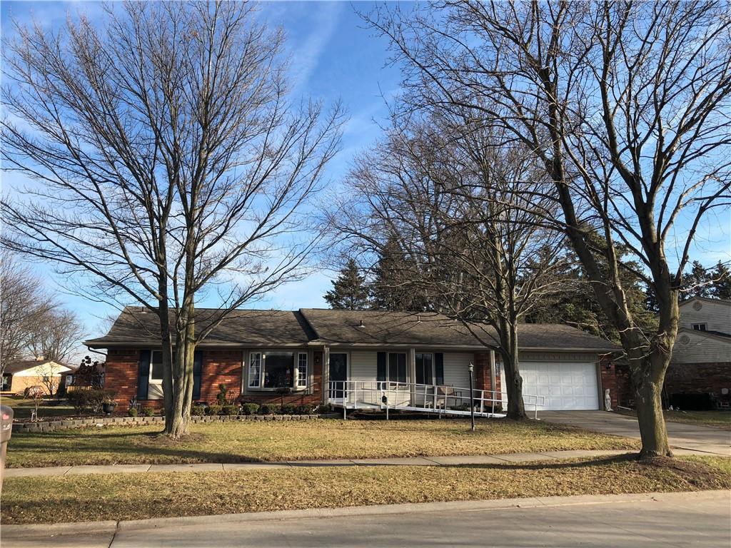 6234 Crescent Way Dr - Photo 1