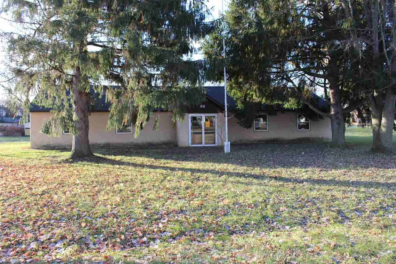 325 Main St - Photo 1