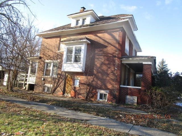 8803 Quincy St - Photo 1