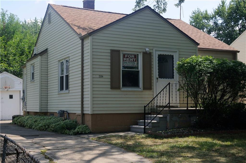 2394 Silver Cir - Photo 1