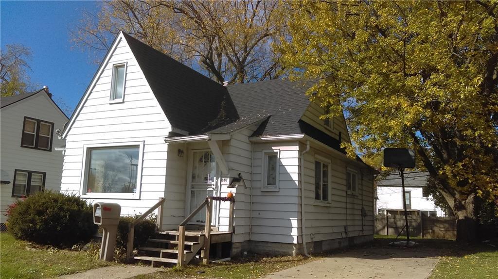 881 Perry St - Photo 1