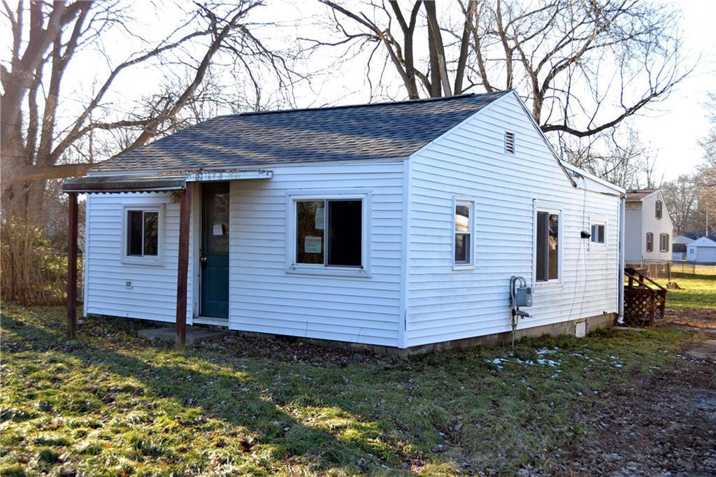 742 Linwood St - Photo 1