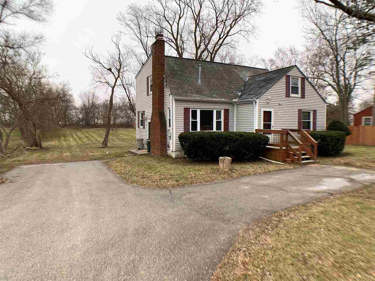3365 Swartz - Photo 1