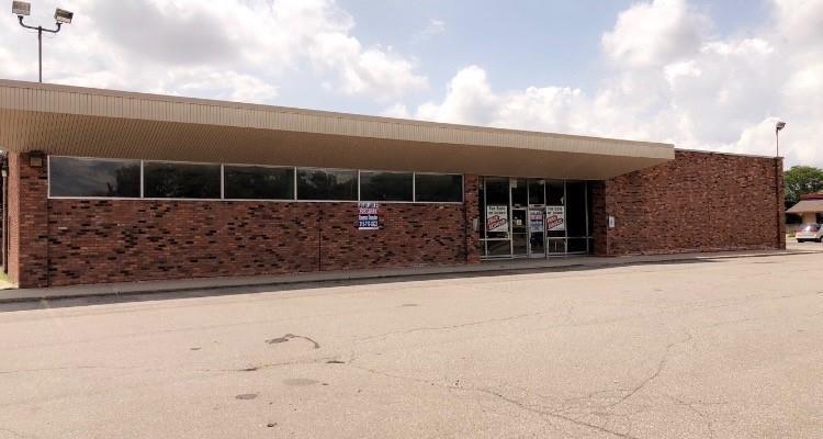 20725 Ecorse Rd - Photo 1