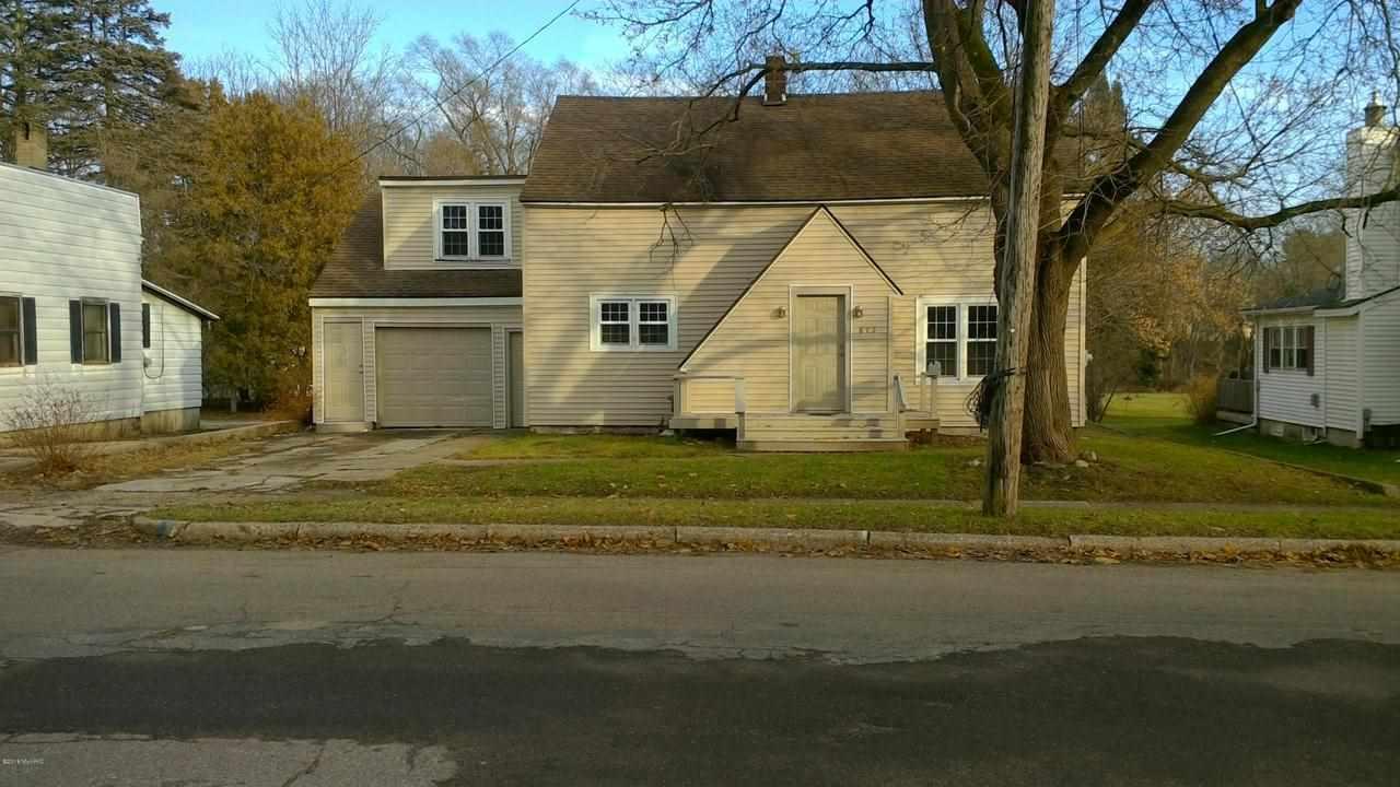 812 Clay St - Photo 1