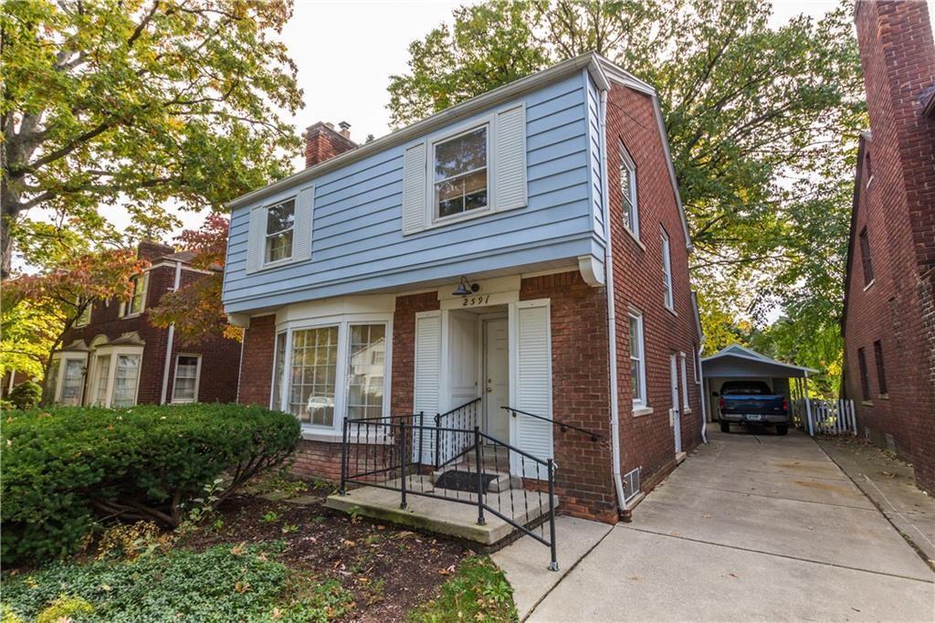 2591 Woodstock Dr - Photo 1