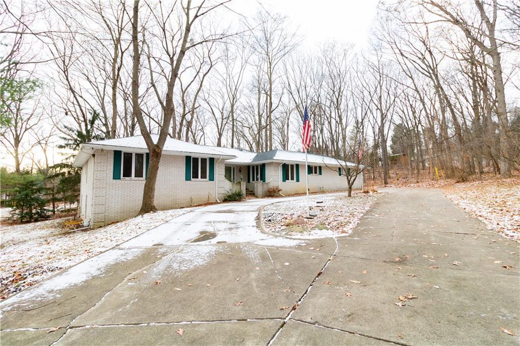 6090 Rochester Rd - Photo 1