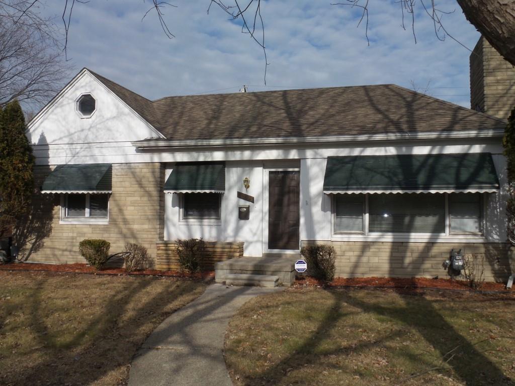 20075 Roscommon St - Photo 1