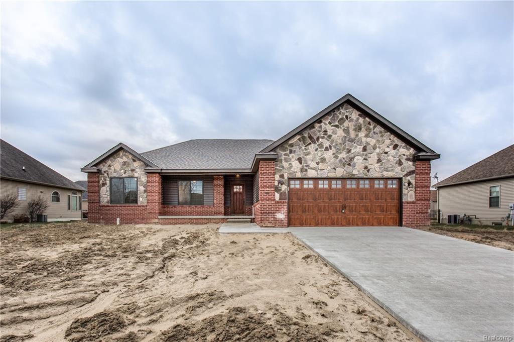 240 Capitol Dr - Photo 1