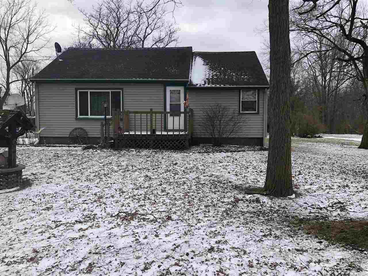 585 Main St - Photo 1