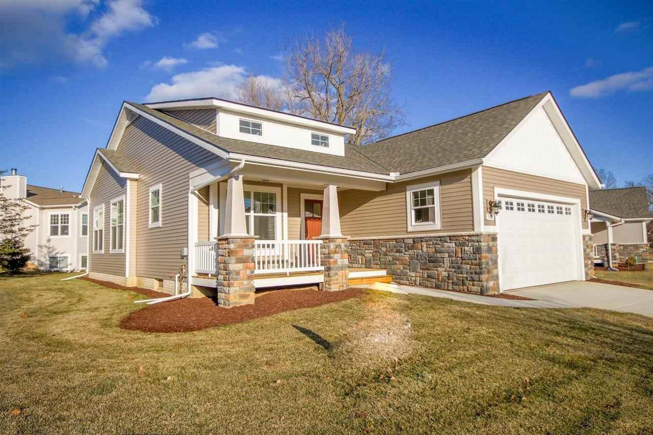 799 Barrington Circle - Photo 1
