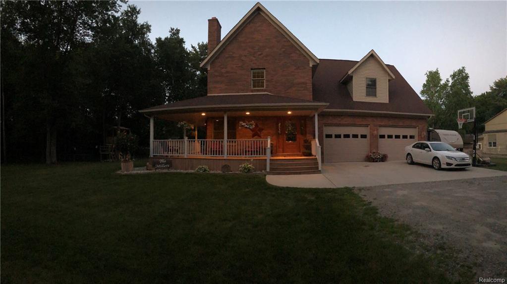 24 Hannah Ave - Photo 1